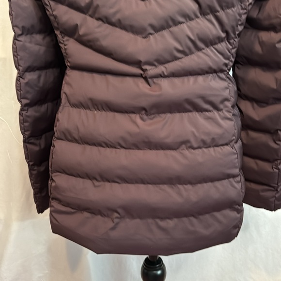 32 Degrees Heat Maroon Puffer‎ Jacket in Size M - Picture 11 of 16